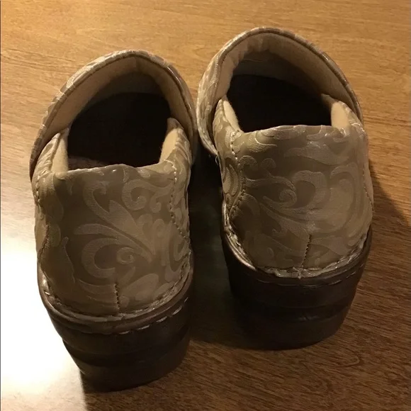 B.O.C. Born Concept Peggy Tan Leather Clogs NWT - Picture 6 of 7